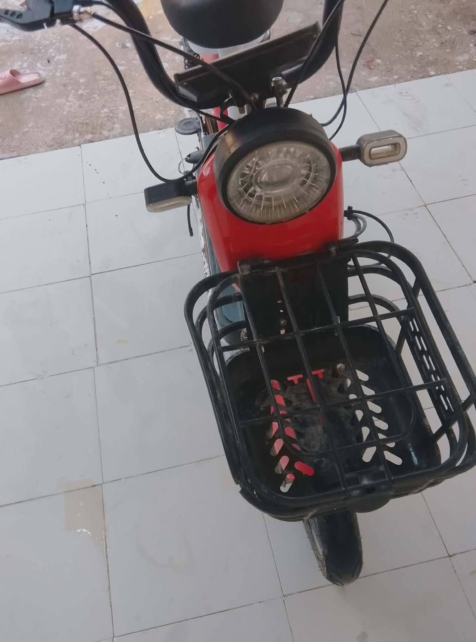 لبيع`
دراجة شحن
125000
باسكل 100000
***********.واتساب
