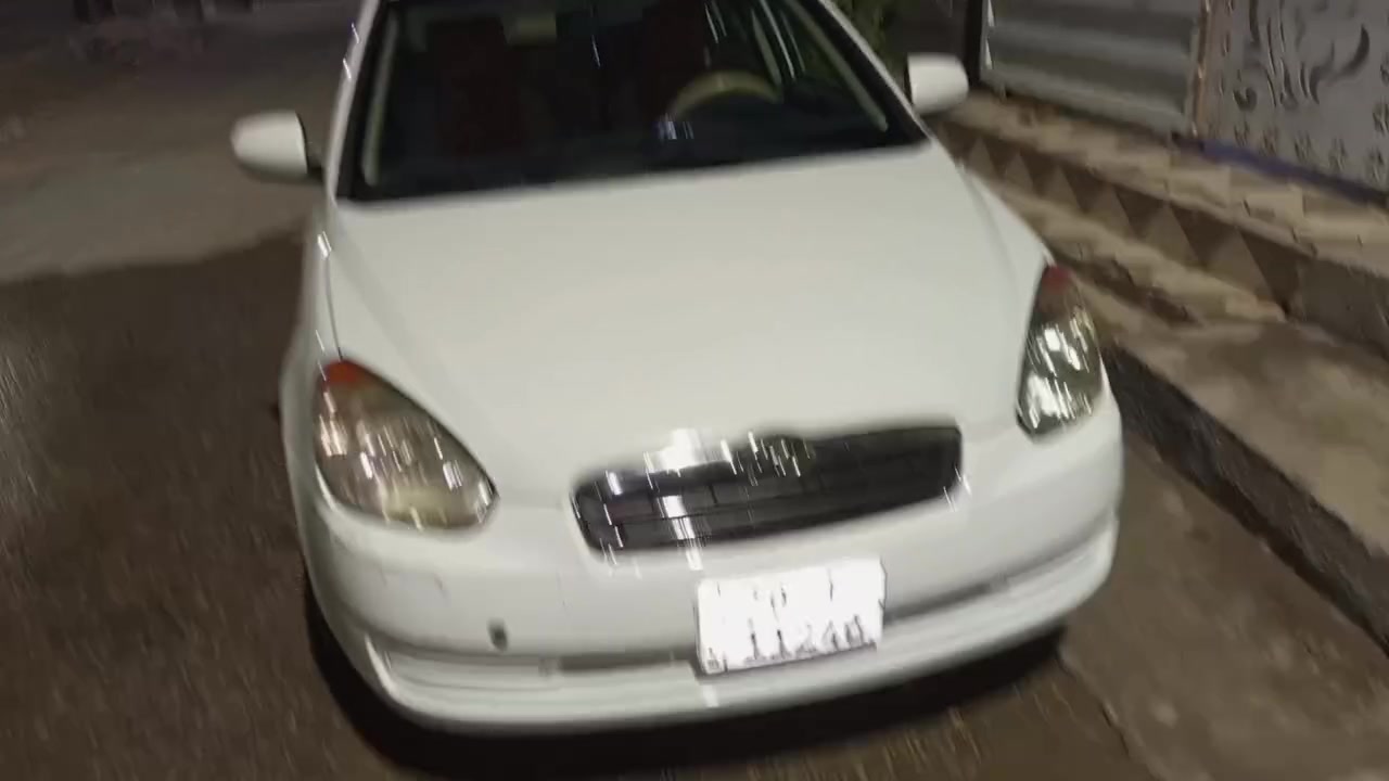 اكسنت للبيع خليجي بيها بنيد مبدل فقط والباقي شركه بيها بارد قليل تدفئه وتكييف ثلج بسمي رقم نجف نكليزي سنويه ماصاقطه هزه ما صاقطه سياره جاهزه سعر ٨٣ وبيها مجال قليل ***********اتصل
