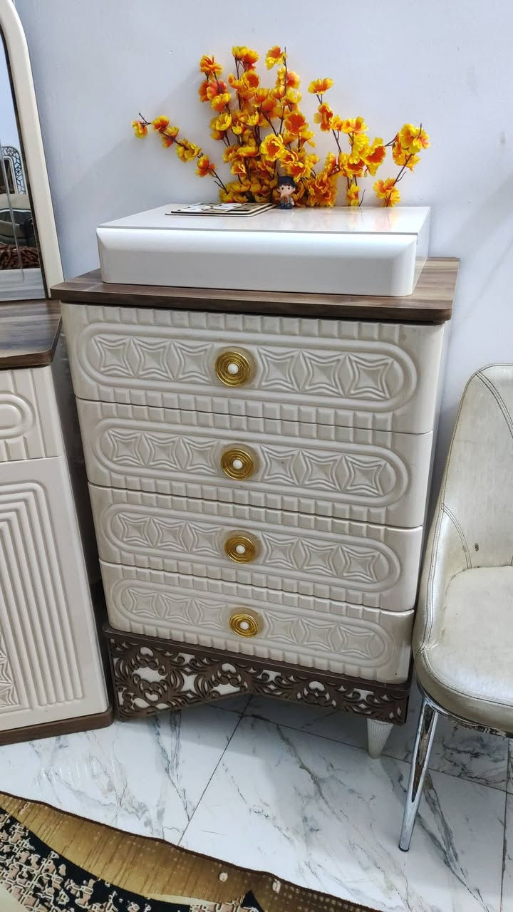 غرفه تركي للبيع 9 قطع شراي يخابر بيك خير ويدلل ***********
