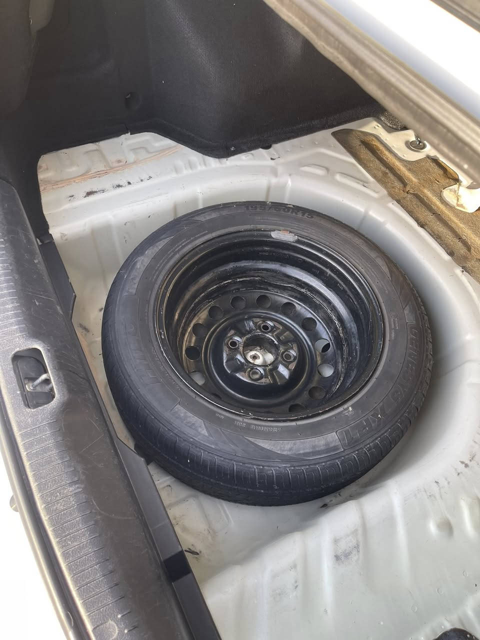 سلام عليكم كيه سبكترا مديل 2009سياره كفاله عامه بيه قطه واحده صبغ سياره عله وضع شركه  سعر110بيه مجال مكان بصره رقم تلفون ***********
