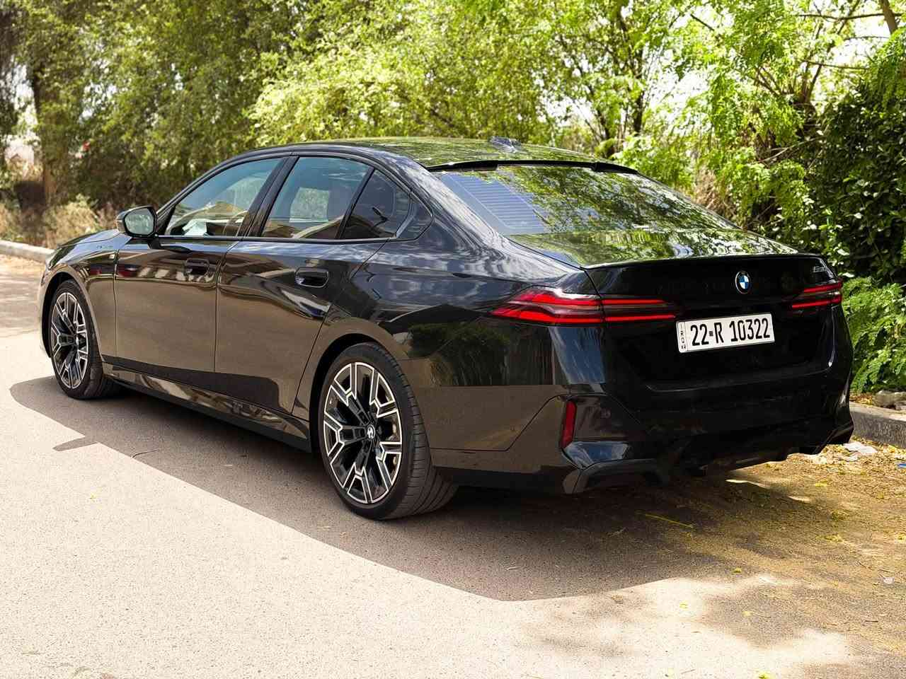 للبيع BMW530i Pro Package أعلى فئة،
الموديل:- 2024
العداد:- 33.000Mile

المواصفات:-
فتحة 
بصمة
حساس أمامي خلفي
رادارات ٣٦٠ ( امامي-جانبي-خلفي)
كامرات محيطية ٣٦٠
هيد اب دسبلي ( داتا شو )
داخل جلد أحمر 
المقاعد تدفئة + تبريد + كهربائي 
انارة داخلية متغيرة
سستم صوت bowers&wilkins
والقائمة تطول..

صور الحادث مرفقة ( بدون ايرباك ، بدون دواخل )،

السعر 43.500$ وبيها مجال
موقع السيارة بغداد المنصور

للأستفسار ***********
