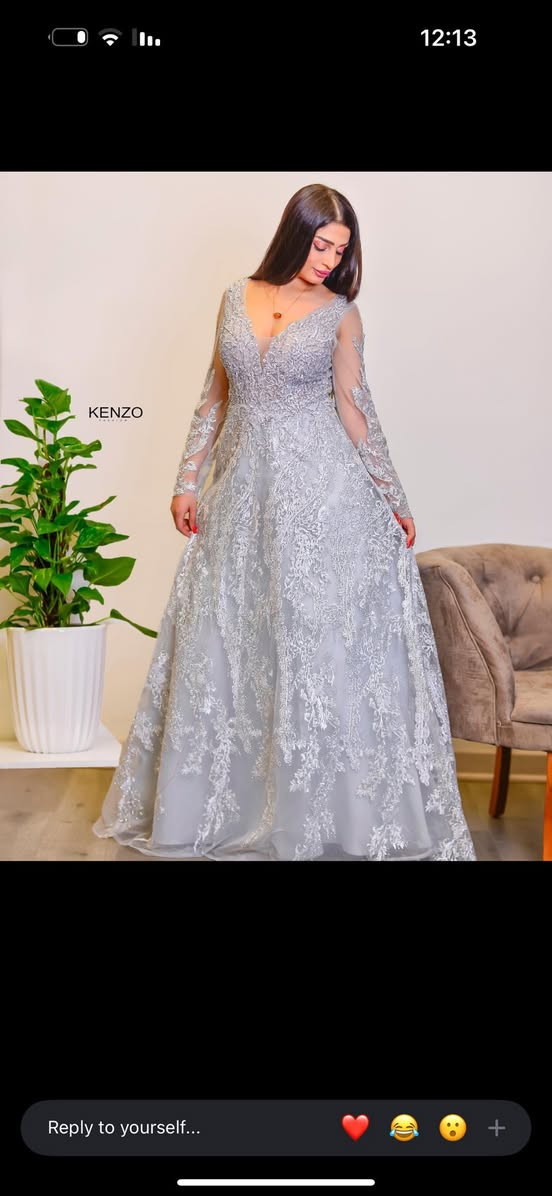 هذا الفستان من ازياء كينزو من بغداد
يلبس قياس 40/42
كلش جديد ملبوس كد حفله 3 ساعات وبدلت بفستان ثاني
سعر الشراء 300$
سعر البيع 180 الف


**إذا كنت صاحب هذا الإعلان وتريد حذفه لأي سبب، رجاءا أرسل رسالة إلى الدعم الفني**