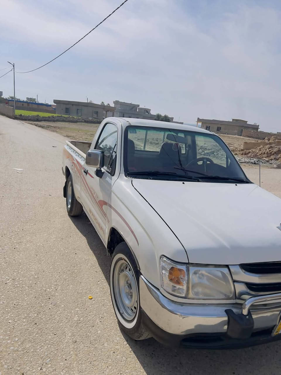 سيارة 2003 نضيفه وكامله من كل رسمياتها واوراقها 
المكان الحويجة 
الاتصال على الرقم ***********
