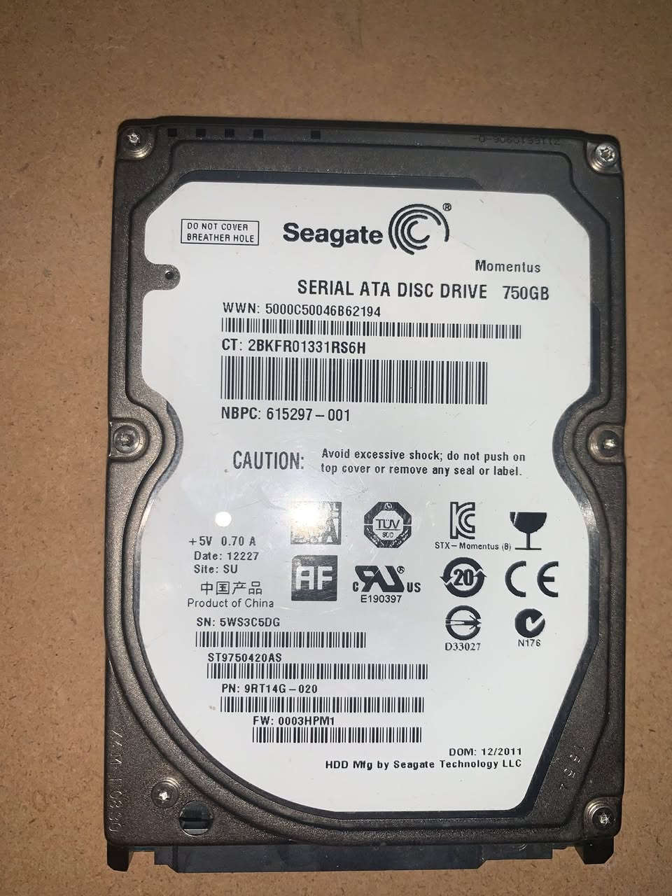 هارد 750گيگه ورامات أربعه گيگه قطعتين العنون بغداد المعامل موبايل ***********
