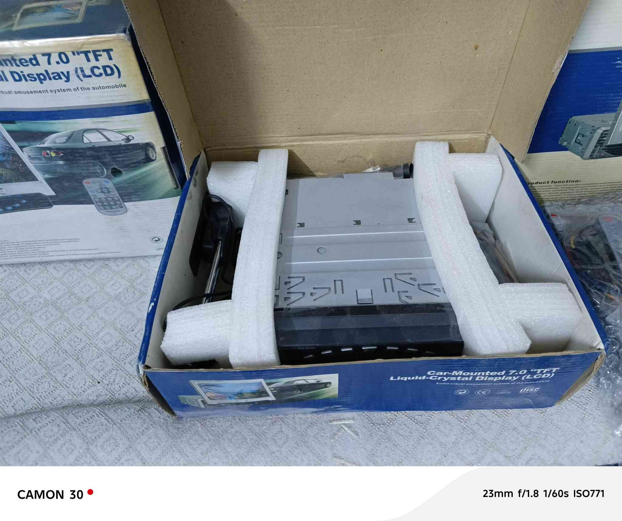 مسجلات سياره معة شاشه قلاب العدد مسجلات 3بدون نترنيت معه ريل خارجي ومعه ريموند وكامل ماحقات جدد لوك عنوان بغداد زعفرانيه شارع المعهد مستعجل عله بيعتهن سعرهن 60 قفل رقمي بي واتساب *********** شوف الفيديو
