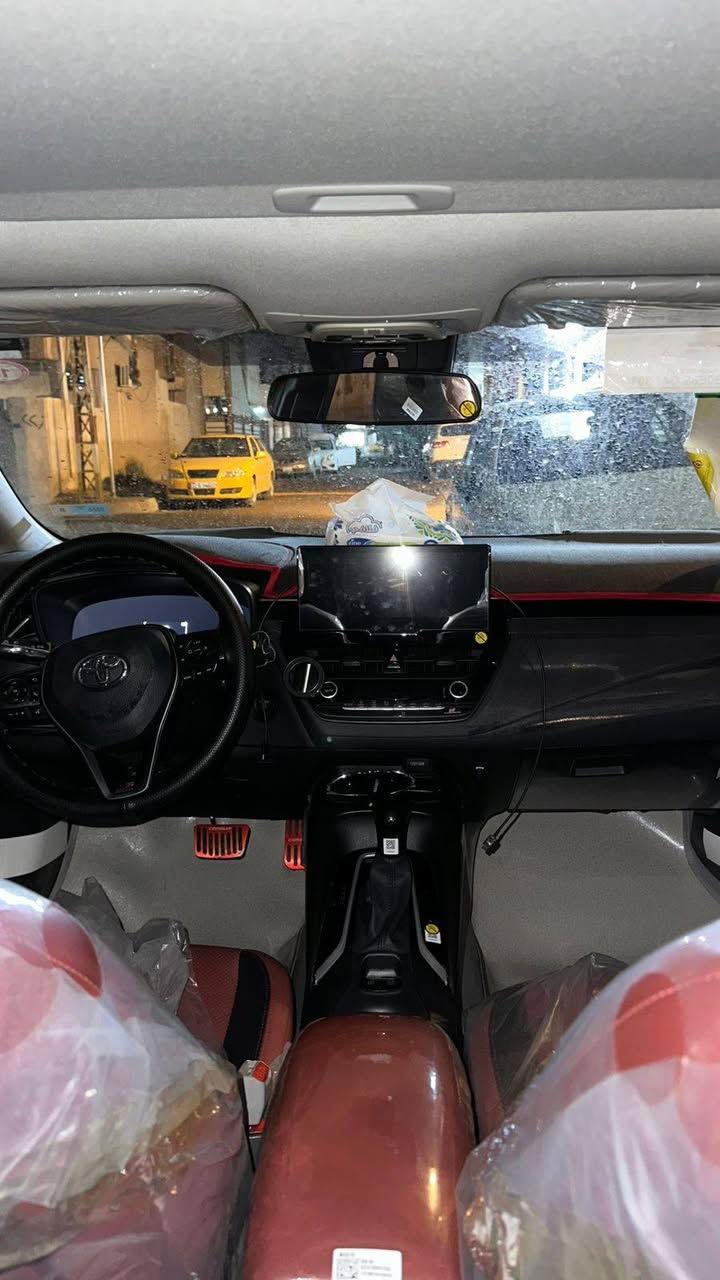 كورلا 2025 S بلاك ادشن لون صدفي رقم بغداد

محرك 1800 هايبرد HEV مري بلاك بلادي ويل بلاك كبير 

ماشية 8 الف 

محرك 1800 هايبرد شحن ذاتي 

بصمه + دخول ذكي 

هاندر بريك بصمه + اوتو هولد 

سلايت 

رادار امامي 

سياقه اليه 

تبريد قطعتين 

شاشه ابل كار بلي + كامره خلفيه 

مانع نزلاق + مود درايف +  ايكو مود 

كيجات شاشه دجتل 

مقاعد جلد كهرباء 

ويل بلاك حجم 17 

حساس لايت كامل اوتو عالي ناصي اوتو + حساس ظغط اطار 

تحكم سترين كامل فول 

لايت زينون + لد صباحي + اشاره لد 

كت اس بلادي 

شاير مري  

عليها اضافات لد داخلي 
شاحنه لاسلكي 
مسطره لد خلفيه 
مدوشمه كاعيه وجنطه 

رقم الهاتف : ***********
