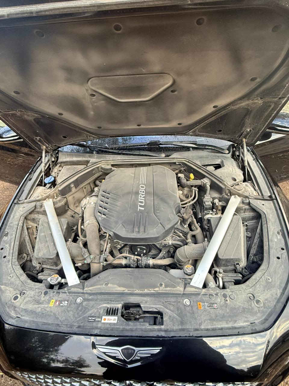 السلام عليكم
Genesis G70 2023
V6 3.3T RWD
كشنات تدفئة تبريد خزن ميموري
سقف بانوراما
داخل جلد ابيض
 ماشية 24,900 ميل بأمريكا وبالعراق ماماشية
السيارة نظيفة 
وماماشية هواي 
حادثها جاملغ مال السايق وشبر من الباب الجاملغ مبدل وكالة من الأمارات
بدون اير باك باقي السيارة بحالة الوكالة  
سعر السيارة 28,500$ 

رقم صاحب السيارة: ***********
