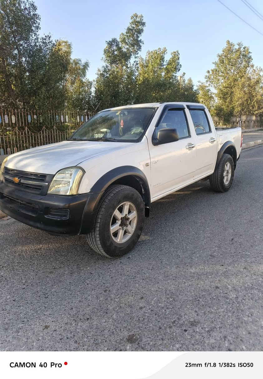 شوفر ليت. لاف موديل 2005 السياره مزايده وكاله بيها شرط وكافة الاوراق الرسميه معها والمحرك والكير بطه وكهرباىيات شرط كلها شغال اطارات جديده الغرفه مال السياره حلوه من داخل قفل مركزي جام كهربائي السياره حلوه اكثر من الصوره السعر 56وبيها مجال والشراي يتصل ***********
