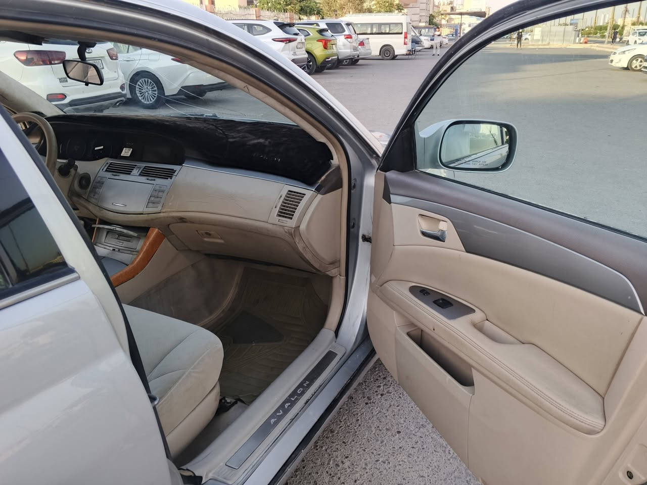 من رخصت الادمن السلام عليكم تيوتا افلون خليجي موديل 2006 رقم بغداد  صبغ عام كير محرك حداده تخم تاير تحويل ثاني يوم السعر ب75وبيه مجال العنوان الانبار فلوجة للاستفسار اكثر على هاذا الرقم ***********
