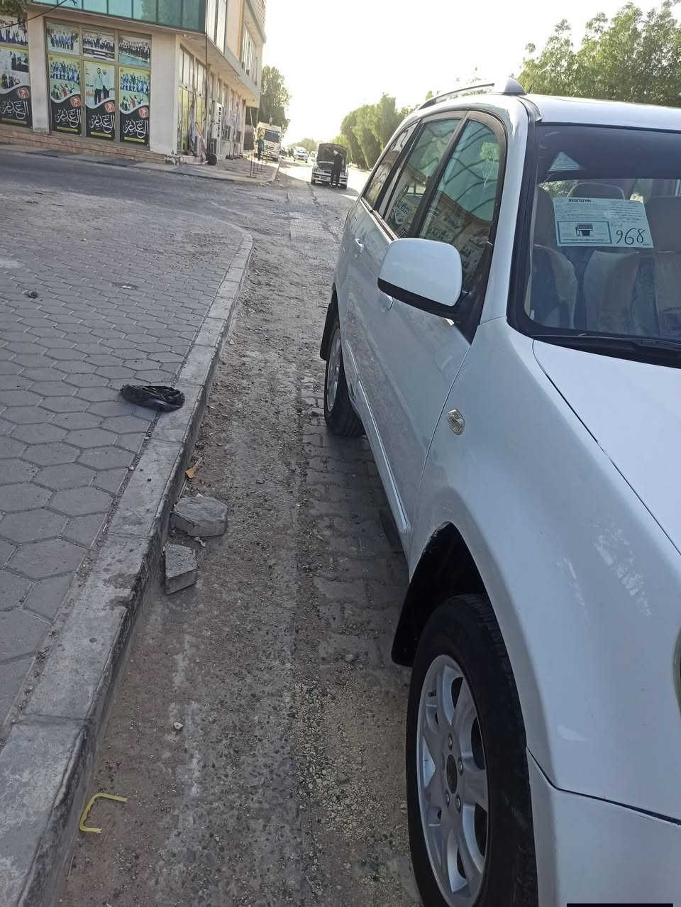 السلام عليكم تيكو للبيع مديل 12 شكل 13 السياره رقم نجف بسمي هزه قبل سبوع صاعده لسياره جديده بمعنه لكلمه حداديه جديده تخم تاير جديد منضومت ماي ومنضومت حتراق ومنضومت بريك كله جديد. كير ومكينه قبل شهرين شادهن كفاله عامهه
لايت زنون عالي ناصي تحكمات شاشه تبريد كله جديد حساسات شغاله السياره كلشي بيه جديد السنويه ل 29. السياره كفاله عامه كفاله عامه عده شخط بصيط ومكحله  بل جاملغ ل امامي اقل ل اربع اصابع ومكحله  غير هاذه كفاله عامه
السياره استخدام بيت منطلع بيه جاهزه ونضيفه دوشمته بل جيس غرفته ما مكسره. 
السعر65الستفسار ***********
