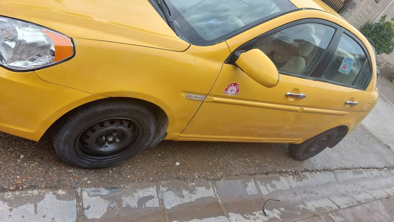 اكسنت 2007 وارد أمريكي حادثها جاملغ الأمامي الأيمن بدون دواخل باقي السيارة ليبل واحد كير ومكينه خير من الله تبريد وتدفئه شغالات صدر جديد رقم بغداد السيارة جاهزة
السعر / 70 وبيها مجال 
العنوان/ ديالى خان بني سعد 
رقمي / ***********
