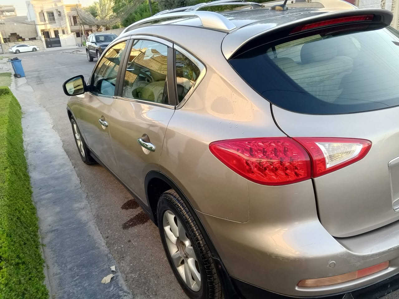 السلام عليكم للبيع او مراوس
انفنتيE35 موديل ٢٠٠٨ فول مواصفات للخير 

سياره جاهزه ما بيها نقص برغي شرط كلها

محرك وكير بلادي ٦ سلندر جدد مكفولات 

سياره حادثها جاملغ وبنيد فقط بدون دواخل

صدرين جدد تخم تاير جديد تخم ويل اصلي 

سياره جديده مال جناي رقم بغداد تحويل مباشر

مواصفات فول للخير كلشي بالك بيها اعلى فئه 

السعر 90 ورقه وبي مجال للشراي انشالله 
للاستفسار ***********
