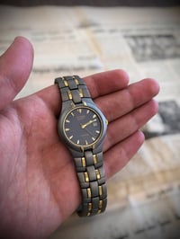 ستزن • كوارتز • تيتانيوم مطعم ذهبي