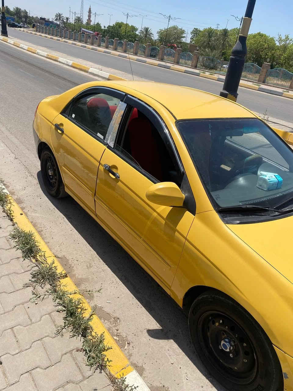 السلام عليكم ايش بك ترى 2009 للبيع بيها ضربه بلجاملغ.الخلفي. سياره جاهزه من كل شيء ربع اقصها بس تبريد الغاز المكان ديالى بعقوبه تحرير الحولي 68 وبيها مجال ***********

