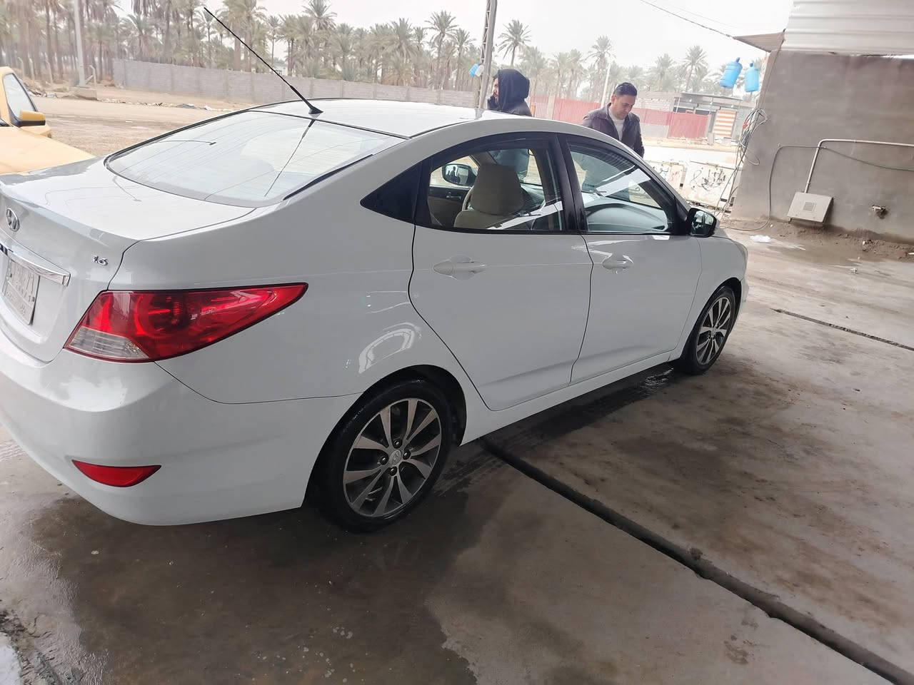 السلام عليكم
#بيع مستعجل 

أكسنت خليجي 2014 رقم بابل

فووول مواصفات فتحة شاشه كامره ويل كب كروم

عدا البصمة

السياره كفاله عامة وجاهزه بدون نقص

محرك 1600 دوش دبل قطرة المرغوب

مكاني بابل حله ناحية النيل

السعر ١٠٩ وبيها مجال كلش بسيط
***********
