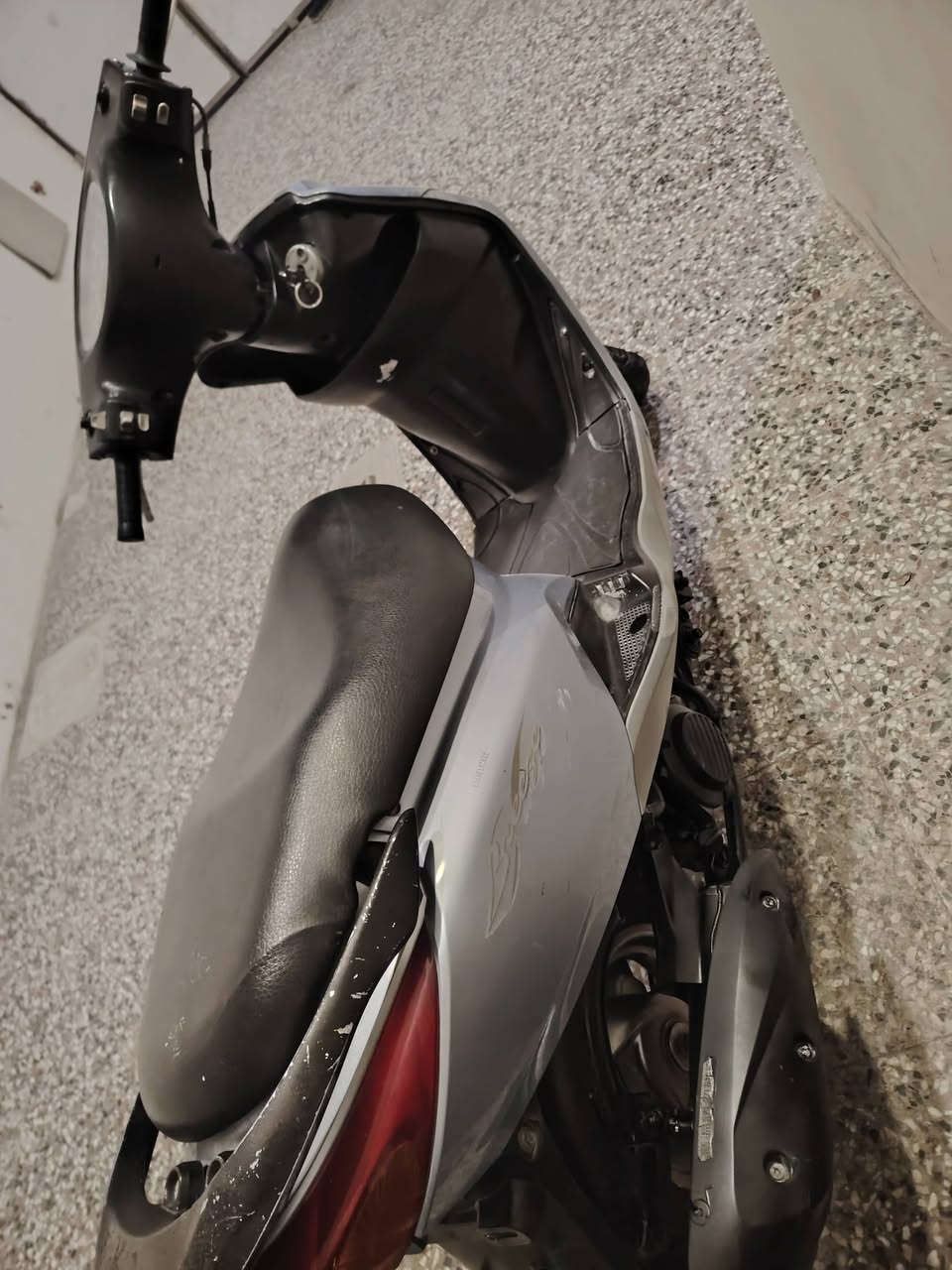 دراجه بريز جديده كلش معايزه كلشي بي بس فطر بكفر لكدام شويه مكينه بلاديه ممفتوحه دراجه كلش نضيفه للبيع مكاني نجف سعر 400 وبيه مجال ***********
