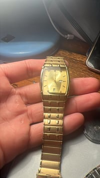 ستزن • كوارتز • علبة اصلية