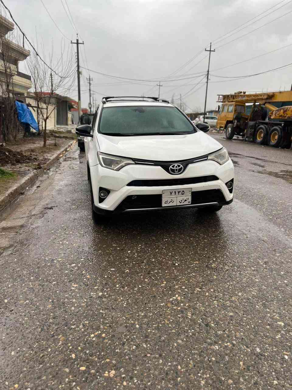 رافور 2016 
فول مواصفاته 
كير و مكينه بشرتن 
بوستك صبغي سه ري بوندي دايه 
ارباك  فه نه بوينه 
700 دولار غرامه سه ره 
سعر 155 
*********** زاخو, دهوك
