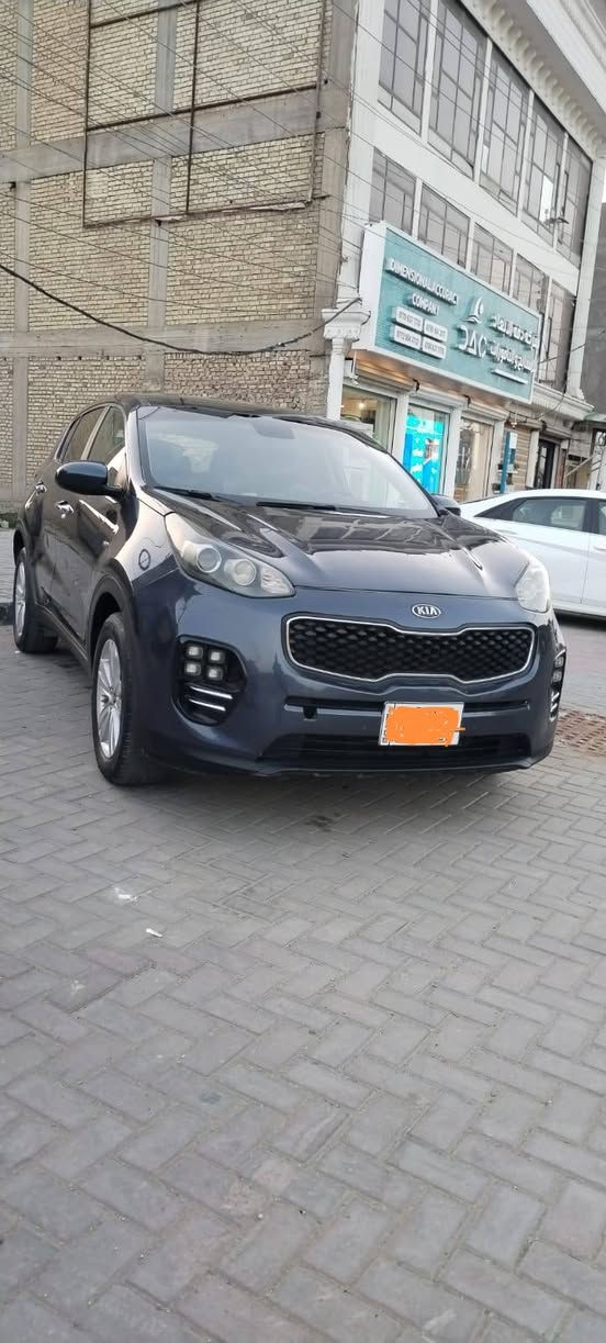 سلام عليكم سبورتج موديل 2019. وارد امريكي حادث قبق جنطه او جاملغ خلفي والبنيد سياره جديده مابيه نقص ماشيه 63 فور ويل شاشه لمس كامره تحكمان فول رقم كربلاء بسمي مكان السياره كربلاء السعر 147 او بيه مجال التواصل على الرقم ***********
