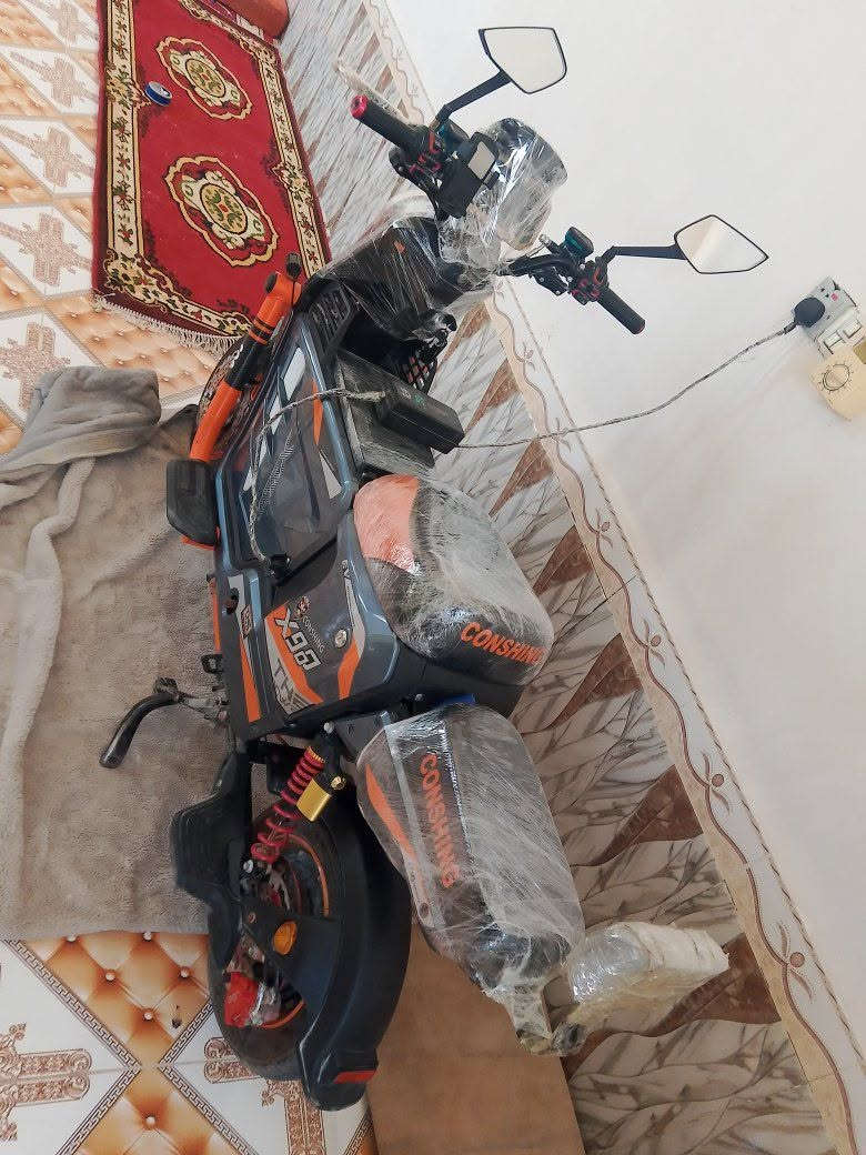السلام عليكم
دراجة X900 اخت الجديده

موديل 2026

 بطاريات 33امبير

المواصفات 

1_بصمه تشغيل عن بعد+ سويچ

2_ بصمة تشغيل باليد تحت الشاشه مثل بصمة السياره 

3_نضام امان في البريك

4_نضام امان P

5_نضام الRالرجوع للخلف 

6_بلوتوث ربط عند التشغيل 

7_ملف 2000 

8_مثبت سرعه 

9_نشرات +لايت عالي ناصي 

10_اشاير

السعر  550 وبيها مجال حق الجيه 

ناصرية قضاء الفهود


**إذا كنت صاحب هذا الإعلان وتريد حذفه لأي سبب، رجاءا أرسل رسالة إلى الدعم الفني**