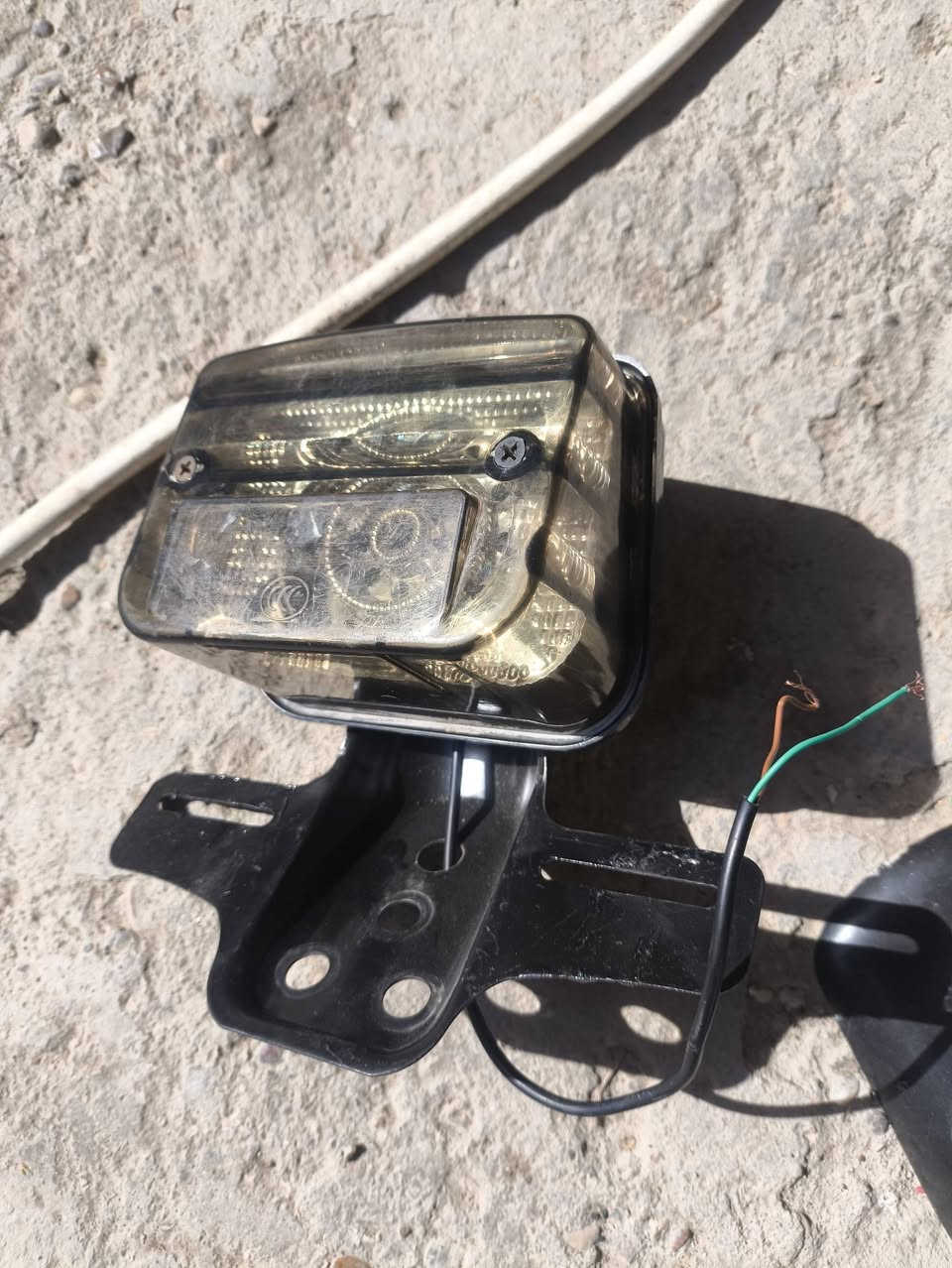 السلام عليكم غراض دراجه ايراني صندوك دلفري  تانكي   عنبار وفج ابريك امامي   هاوزن خلفي  صالنصات گاتم وحده نضيفه حيل  والثانيه شويه امزنجره   واقيات خلفيه   عقل شغال  كويل ناريه  بك لايت شغال كابريترات وحده مال 5 كير شغاله وحده مال 4 كير اطوف   جوزات ابريك خلفي  ( طبل بنز جاملغ خلفي السوده ) صفاحيات سود وبيض قيم واخذ  .. مكاني تاجي سبع البور رقمي *********** بي واتساب
