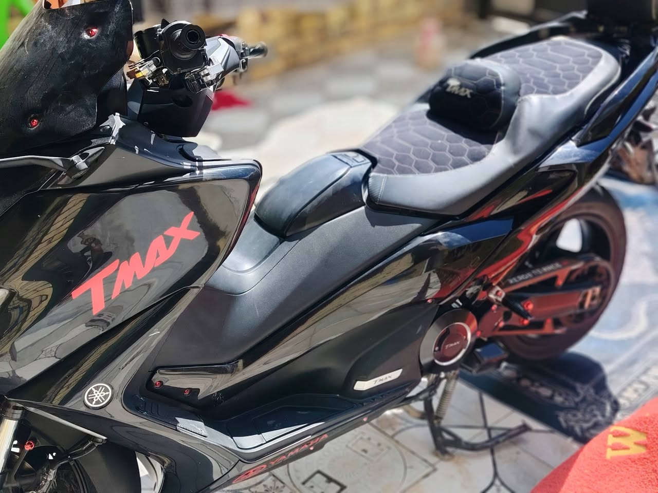 السلام عليكم ورحمة الله 
دراجة تماكس مديل ٢٠٢١
مرقم بغداد باقي بس استلام الوحات
موصفات ل DXمعروفة
الدراجة فول اي بيس ونضام السبورت كلة شغال
مكفولة كفالة عامة جيب فيتر وياك بيهة شي مصرفك كلة علية
عليهة ادامة كاملة
دهن موتل الدراجة برغي ماعوزهة وترايك وين مايعجبك
قايش خارجي وداخلي اصلي وارد يابني
مكاني ذي قار *********** وشكرن
