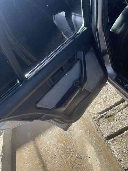 شتێکی نموونە و پاک دلی گەنج وپیر و منال و لاوان😍
BMW 1993
١-سلایت
٢- جام کارەبا
٣-دەبل جەگمەجە
٤- ئیرباگ
٥-ناوگیج ئەلقە
٦-٦کەلە
٧-ABC
٨-پاوەر
٩-ئاوینە گوی بەرخ
١٠-کوشن جلدە
١١-لایت ئەلقە و زیلۆن و عەدەسە
تا بەیانی باسیکەم تەواو نابی پێشی کامل کراوە بە گەورە و M
بێدەعم و لێدراوی و رزیویە تەنیا عام کراوە بۆ جوانی سەیارەکەمان سەنەویە بەشەرتی ئەوەلیات گێر و مەکینە ٥٢٠ عادی بەو شەرتە تامی ٥٣٠ بدات سەیارەکە مەسروفی کاملی کراوە هەتا سیفەی بەرەدەرگاکانیشی گۆراوە نرخی ٣٥ گەلایە شوینم کۆیە گۆرینەوە ئەکەم لەسەر دل گرتن 
ژ.م ***********
