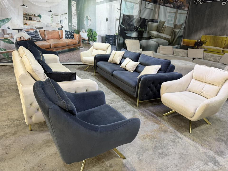 فرع بغداد الجديده 🌸 اطخم انتيكا باحدث و اجود أنواع الأثاث لدينا ماركات عالميه استيراد تركي اثث بيتك من انتيكا يتوفر لدينا جميع ما يخص منزلك من ستأئر /طاولات طعام / اطخم / طبلات /تحفيات…. إلى آخره. الآن انتيكا للاثاث المستورد 
انتيكا موجودين  وياك بكل مكان  فروعهم  
بغداد جديده 
المشتل 
شهداء البياع 
يتوفر لديهم نظام الاقساط كي كارد رافدين بدون أي مقدمات تقسيط لمده 10 اشهر 
ومتوفر لديهم توصيل لجميع المحافظات 
انتيكا ستغير اختيارك بل اثاث وبأحدث و اجود الاستيراد وموديلات حديثه وبأنسب الأسعار 
سارعو الحجز 🙂‍↔️🌹


**إذا كنت صاحب هذا الإعلان وتريد حذفه لأي سبب، رجاءا أرسل رسالة إلى الدعم الفني**