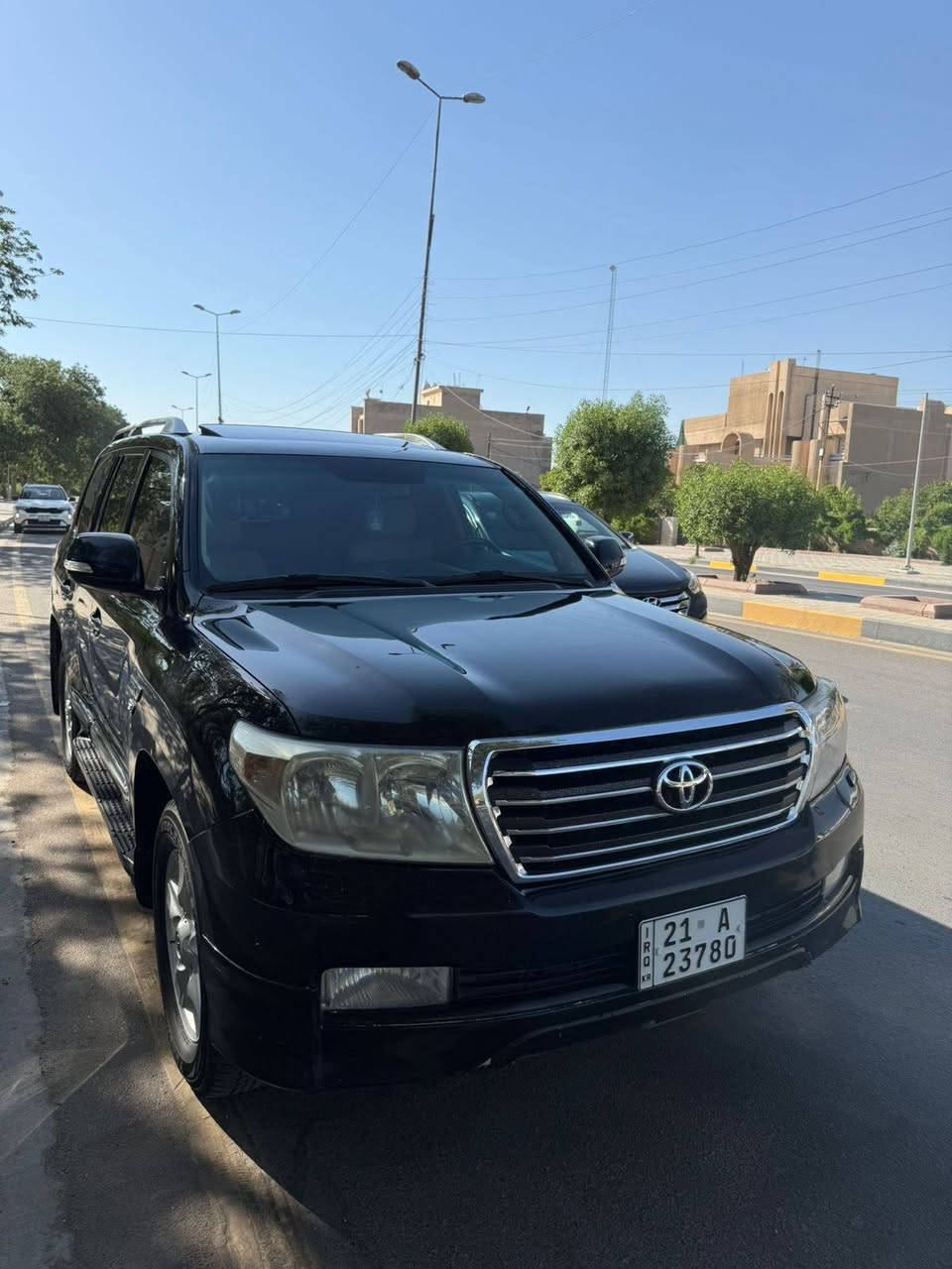 لاندكروز ستينه اصل 2011
VXR5700V8
كفاله عامه من الظربه والصبغ والتبديل فقط ملاحظات بسيطه 
كير محرك بلاد شركه 
بصمه اربع ابوب دخول ذكي 
فتحه سقف
رقم سليمانيه تحويل مباشر باسمي تضليل مدفوع سنة 
مكانها بغداد الكرخً
‭***********
