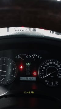 لاندكروزر استيشن • V6 VXR • ٢٠١٤