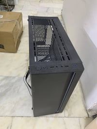 للبيع • كمبيوتر • تواصل