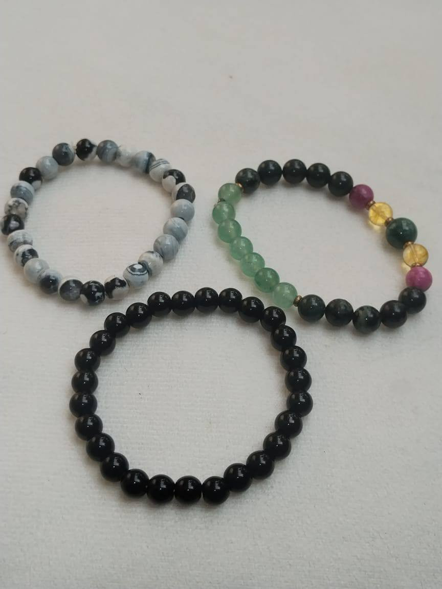 احجار طبيعيه 100/100 سوارات// قلادة حجر طبيعي 
توجد خدمه توصيل لجميع المحافظات


**إذا كنت صاحب هذا الإعلان وتريد حذفه لأي سبب، رجاءا أرسل رسالة إلى الدعم الفني**