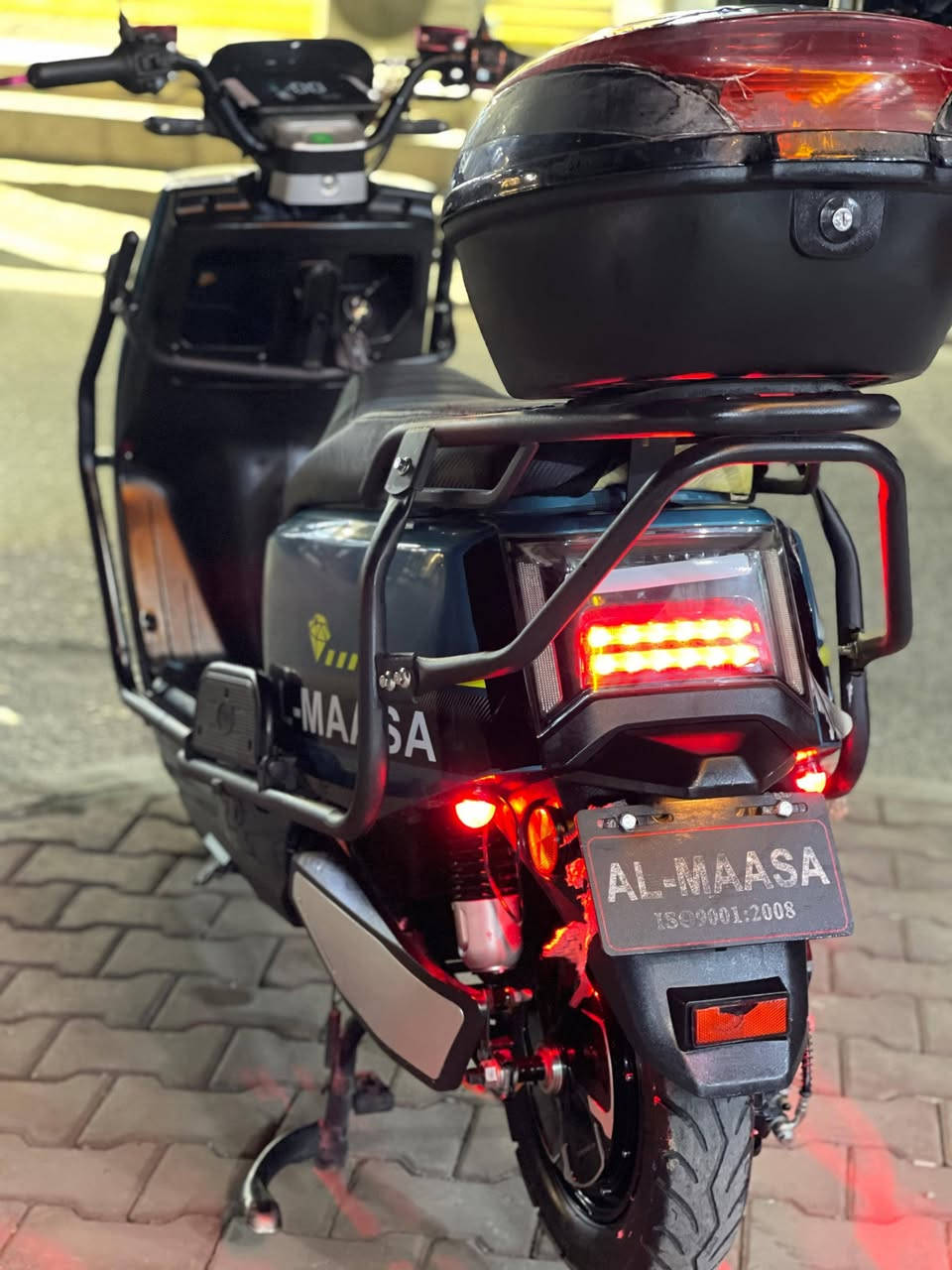 السلام عليكم
دراجة شحن للبيع سكنس دبدوب مدرع من شركة الماسة 6 بطاريات عالفحص الدراجة بعدها جديدة استخدام قليل بطاريات عالفحص كهربائيات كلها شغالة جنطة دبل إشارة قفل سرعة لايت عالي ناصي 4 سرع مابيها لا نقص ولا عطل تشغيل بصمه وكرت ومفتاح كلها بلادية من بطاريات وعقل وملف كلها بلاد بعدها جديدة 
السعر تواصل وتدلل 
***********
