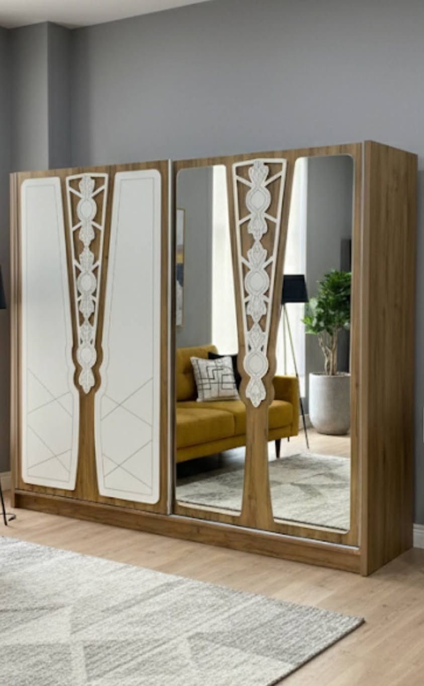 غرفة نوم تركي مستعمل 
تتكون من 👈 8 👈 قطع
نضافة 95%💯🥰
السعر 👈بس 625👈الف 
مع نقل وشد داخل بغداد مجاني


**إذا كنت صاحب هذا الإعلان وتريد حذفه لأي سبب، رجاءا أرسل رسالة إلى الدعم الفني**