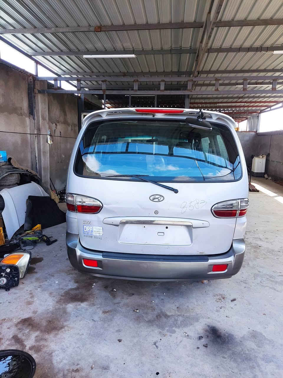 السلام عليكم
ستاربكس2000 بتره8راكب خصوصي بغداد انكليزي بأسمنه مصبوغه جماليه حلوه وجاهزه وسعره 65 
***********وتدلل.
