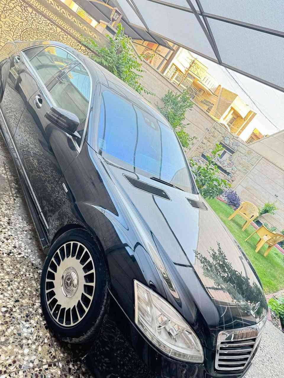 السلام عليكم
للبيع مارسيدس 2010 شكل 13 اصل خليجي كفالة عامة من الصبغ والتبديل حجم350s لارج 

 

داخل بيجي 

أبواب طويل 

شفط 5 أبواب مع برادت 5 

تبريد منفصل الامامي عن الخلفي

نضام توازن مع تعليق هوائي

شفتات سترين 

رادار امامي 

اوتو هولد 

ومواصفات هواي بعد بيها

محرك بشرط ممفتوح 

ماشية 200 الف كيلو متر 

صدر جديد مع طخم تاير اصلي 

جوبلس امامي خلفي

كشن حار بارد 

كشنات خزن ميموري 

رقم سليمانيه مميز 

سياره جديده بحاله الوكاله وارد خليجي 

مابيها اي نواقص مكان السياره بغداد الاتصال 

#السعر_290_وبيها_مجال
***********

***********
