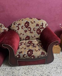 كنبة • للبيع