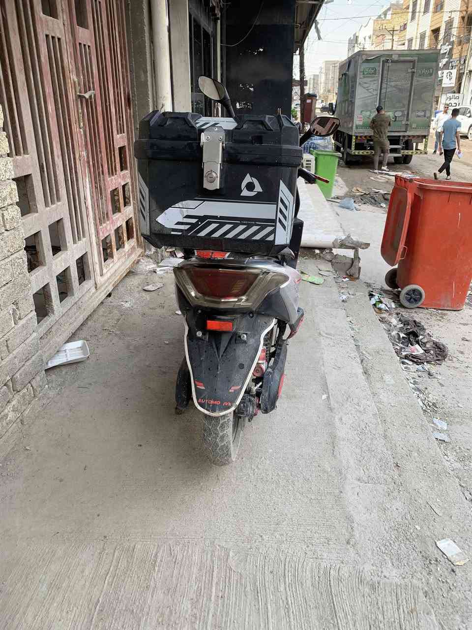 دراجة شحن سكنس لليبع 
السعر ٥٢٥  وبيها مجال 

دبل إشاره 

بصمه و اسويج 

بطاريات ع فحص

العنوان بغداد الدورة
للتواصل ع رقم *********** بي واتساب
