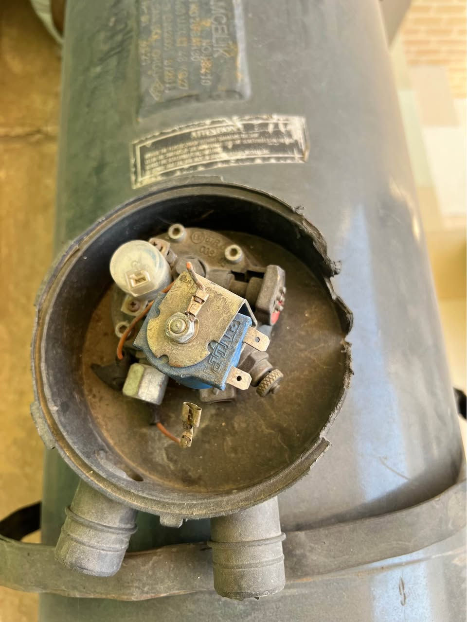 بي حةيبة ئيش دةكا بةس كؤنة توركي مؤديل كةونة نؤزلةكاني نوية بؤريةكةي نوية تازة نؤزل و بؤريةكةي بؤ كراوة أربيل, العراق


**إذا كنت صاحب هذا الإعلان وتريد حذفه لأي سبب، رجاءا أرسل رسالة إلى الدعم الفني**