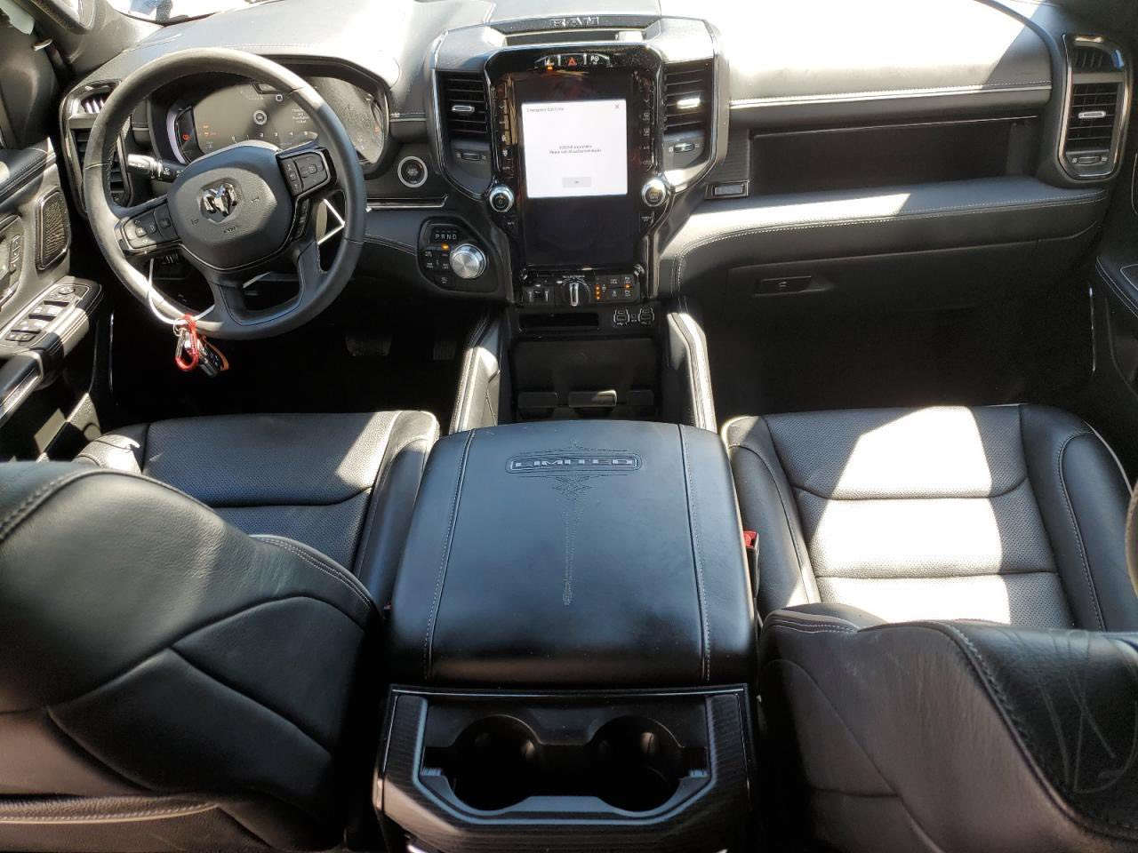 سلام عليكم
دوج رام ٢٠٢٣

سياره فولل مواصفات عده لفتحه 

دوس شفت +مري شفط 

حساسات كل سياره 

جكات تعله وتنصه 

صور حادثه موضح بصور 

حادثه كلش بصيط 

جاملق فقط 

ولباقي سياره كفاله كير محرك حداديه 

سياره احله من أصوره وجديده 

والله شاهد مضمومه ومحد طالع بيهه 

وبل خير عل ياخذهه 

باقي تفاصيل هاذ رقمي ***********
