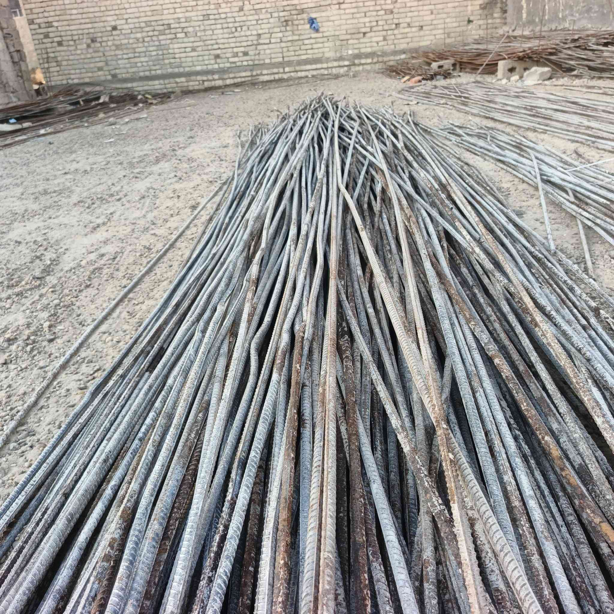 تعلن سكلة السراج (بادارة مروان الهيتاوي)
عن توفير شيش مستعمل اوكراني جميع القياسات سعر الطن 575 الف

اتاري
 30*40=650

30*30=600
اتاري 12ملم أبو نص 
30*40=800
30*30=700
 شيش أربيل سعر الطن= 850
شيش عراقي إف إف =895
شيش عراقي =825
أتاري
 30*40=820
30*30=720
سيم ربط سعر اللفة 3500

العنوان الفلوجة حي الشهداء قرب محطة الجوهرة

***********
***********
