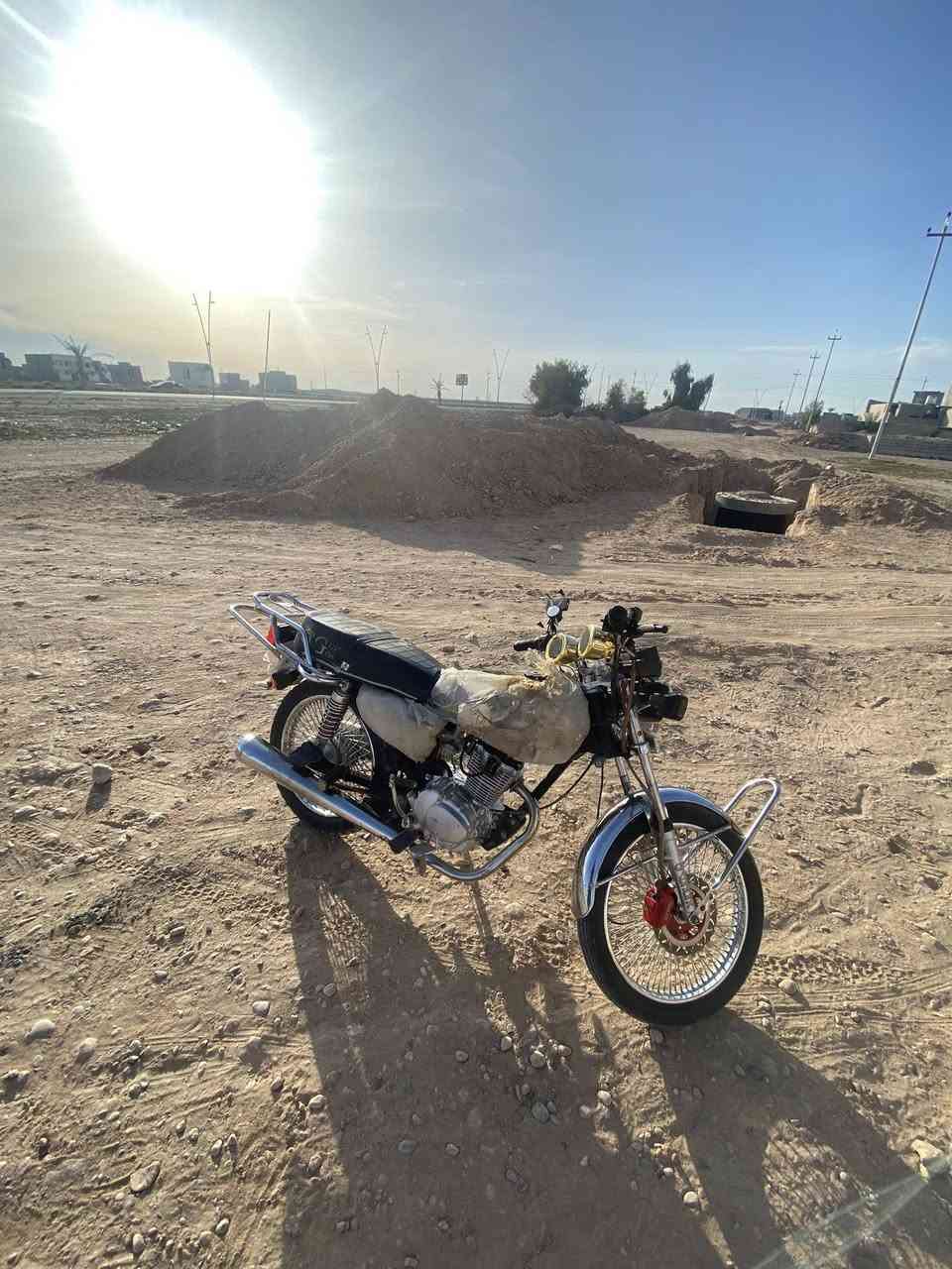 السلام عليكم تايكر 2024 للبيع السعر 450وبيها مجال للشراي مو شراي لاتعبني فدوه لطولك رقمي ***********
