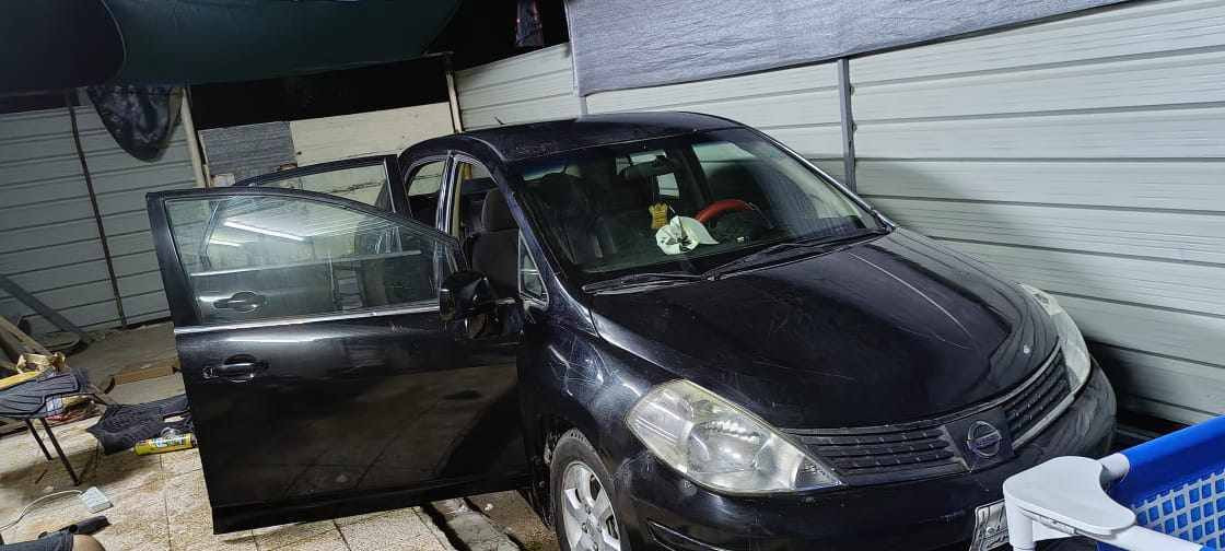 السلام عليكم فيرسا موديل ٢٠٠٩ مصبوغة حزام مكينة جديدة شادها باتري جديد رقم انبار الانكليزي بأسمي بكل مكان تتحول سعرها ٥٩ وبيها مجال مكان السيارة بغداد الكاظمية


**إذا كنت صاحب هذا الإعلان وتريد حذفه لأي سبب، رجاءا أرسل رسالة إلى الدعم الفني**