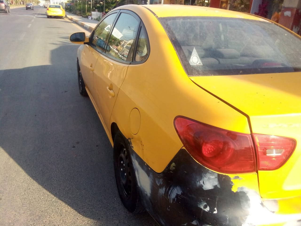 السلام عليكم اللنترة 2010 كندي مكينة كير تبريد جيدة السعر 84 وبيهة مجال بغداد الجديدة رقم ***********
