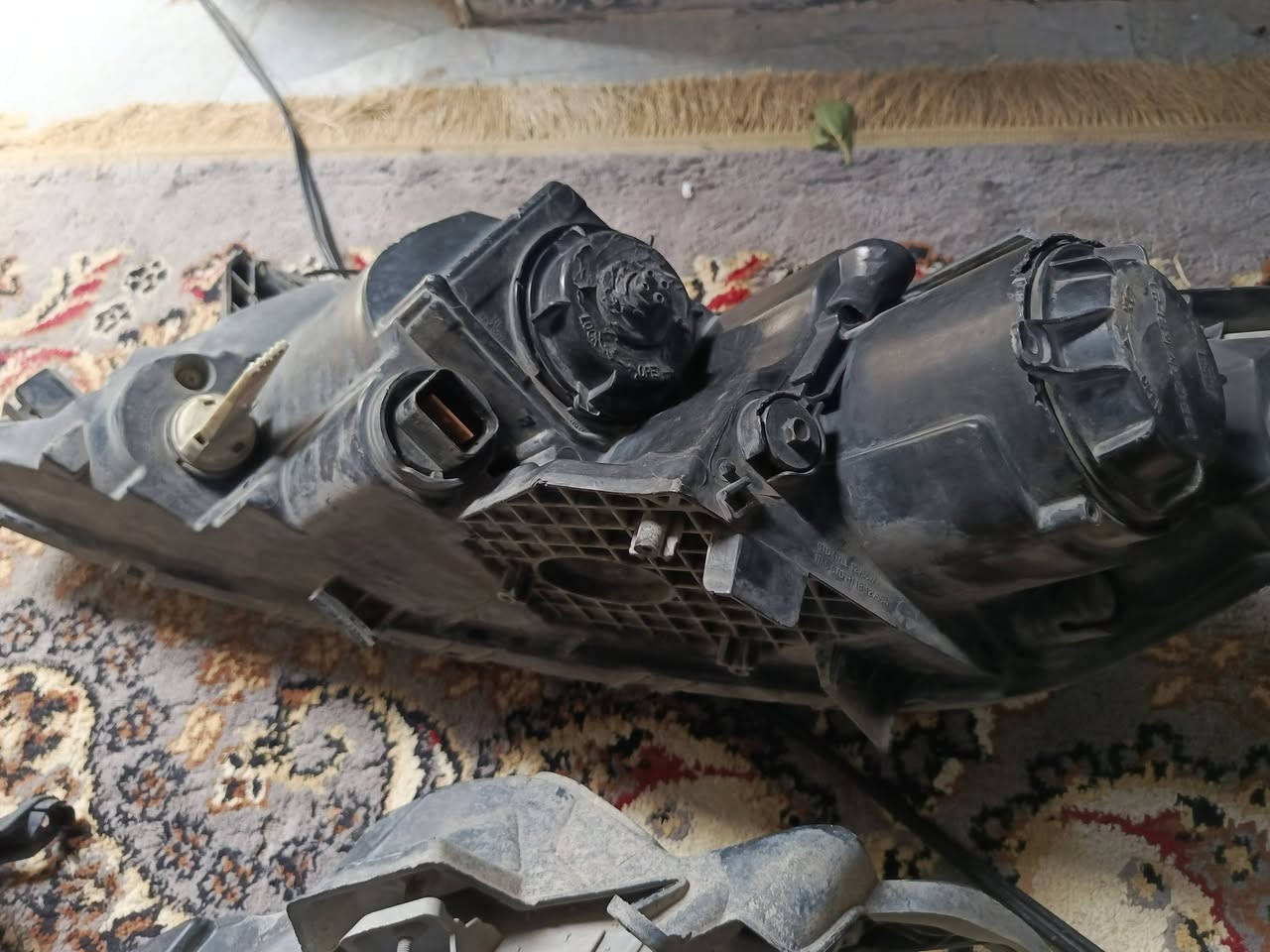 سلام عليكم عندي ذني مازدات بتما موديل 11خليجي واحد صلي وثاني تجاري بس جدد وياهم بلاجكتور تجاري بس نضيف كلهم بيعهم ب80الف مكانهن سماوه رميثه
***********
