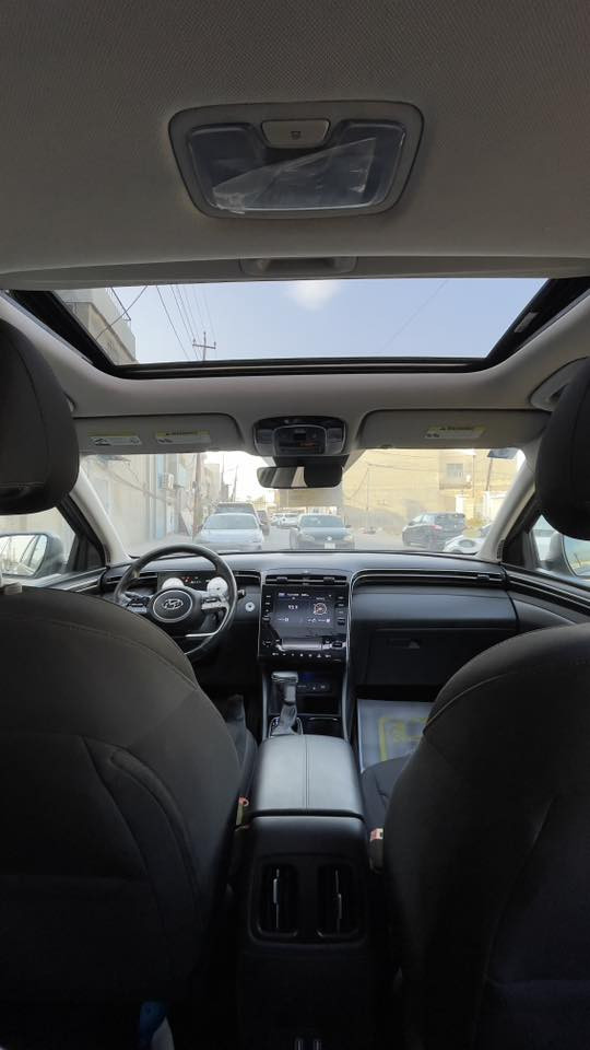 السلام عليكم للبيع توسان 2022 فول مواصفات ماشية 40 الف صور الحادث و السونار مرفقات في الصور رقم بغداد جديد مكفولة من اي نقص 
مكان السيارة بغداد سعر السيارة 168 و بيهة مجال بسيط جداً 
للاستفسار ***********
