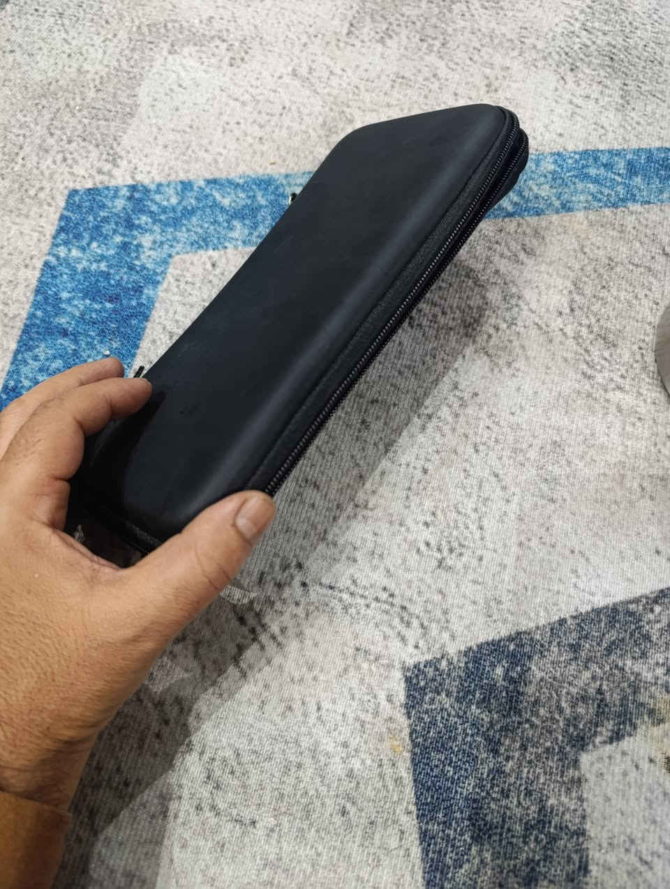 اخذ سكرين انطيك تفاصيل القطعه اسعار مناسبه


**إذا كنت صاحب هذا الإعلان وتريد حذفه لأي سبب، رجاءا أرسل رسالة إلى الدعم الفني**