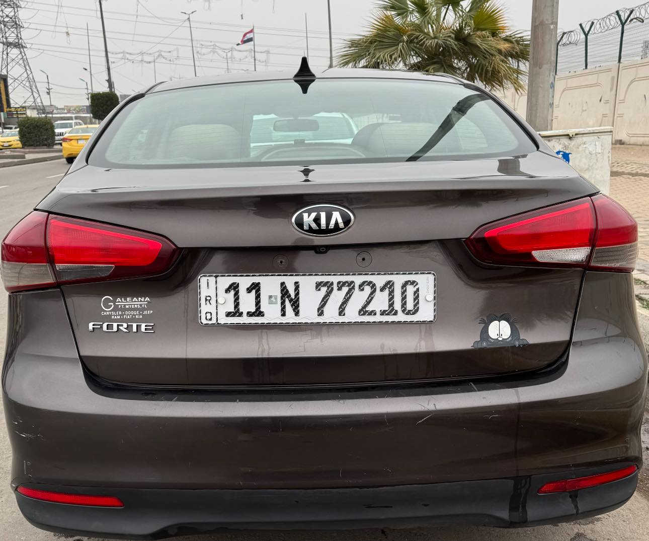 يا الله السلام عليكم اخوتي فورتي موديل ١٧ ماشيه ١٥٠ سياره حادثهه بمريكا والتفاصيل كلها ناشرهه سونار العراق وصور امريكا فقط خشم البنيد والجاملغ وبالعراق صار بيهه شخوط وطخات خفيفه ونصبغت حزام بأسمي عنوان بغداد السعر ( 100 ) وبيهه مجال كلش بسيط 

 ☎️ ***********
