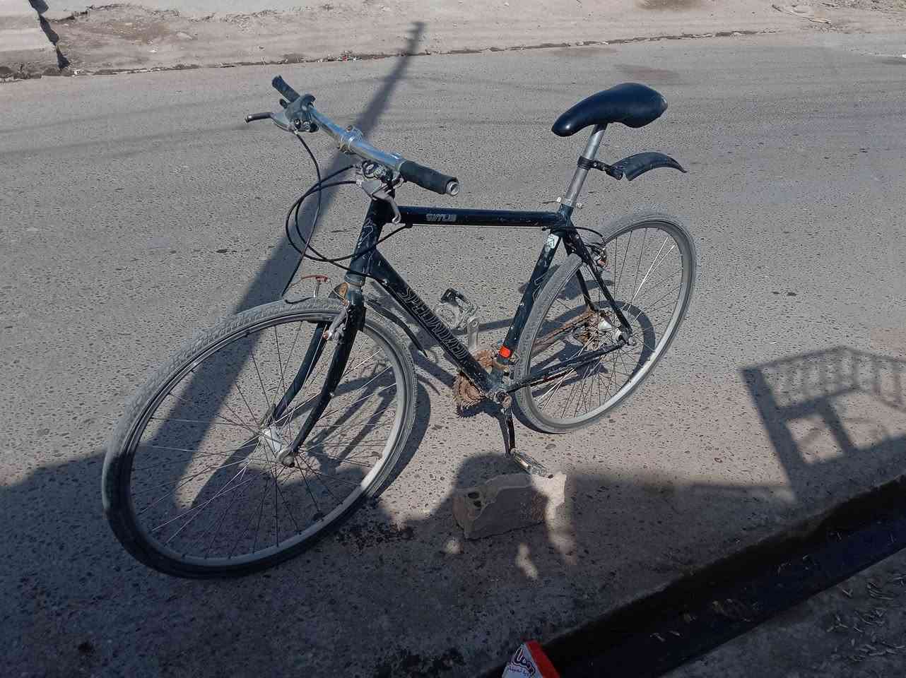 السلام عليكم 
بايسكل ياباني
بلادي جان مضموم
السعر:60  وبي مجال للطيبين
موجود فقط ماسنجر


**إذا كنت صاحب هذا الإعلان وتريد حذفه لأي سبب، رجاءا أرسل رسالة إلى الدعم الفني**