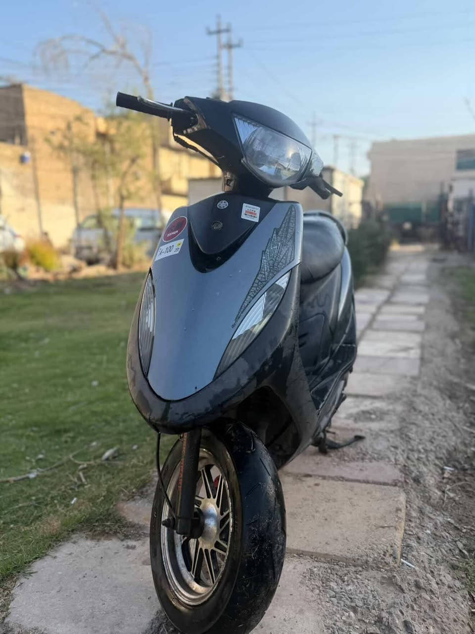 دراجة ماكس 120 دراجه نضيفه بس توازيت عليه موصفاتهه كله شغال كهربايته كله شغال صلف وهندر كابريتر بلادي شركه مكينته ناعمه السعر 550وببه مجال قليل رقم ***********
